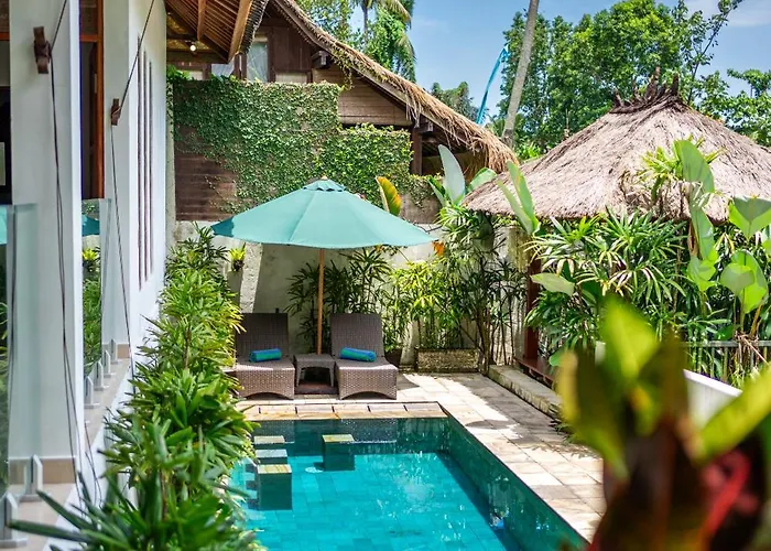 Villa Indah - 3 Bedrooms, 3 Bathrooms *