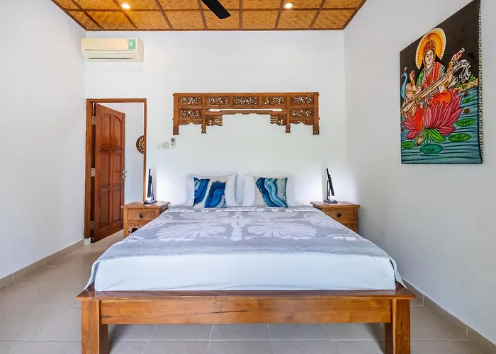 Indah - 3 Bedrooms, 3 Bathrooms * Ubud (Bali)