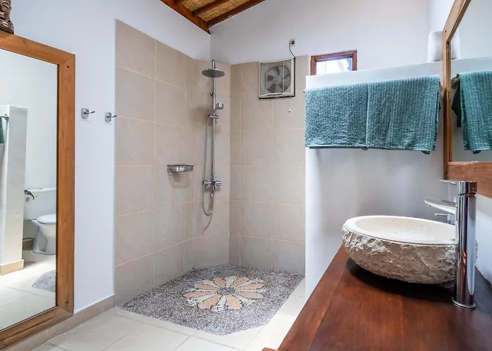 Indah - 3 Bedrooms, 3 Bathrooms